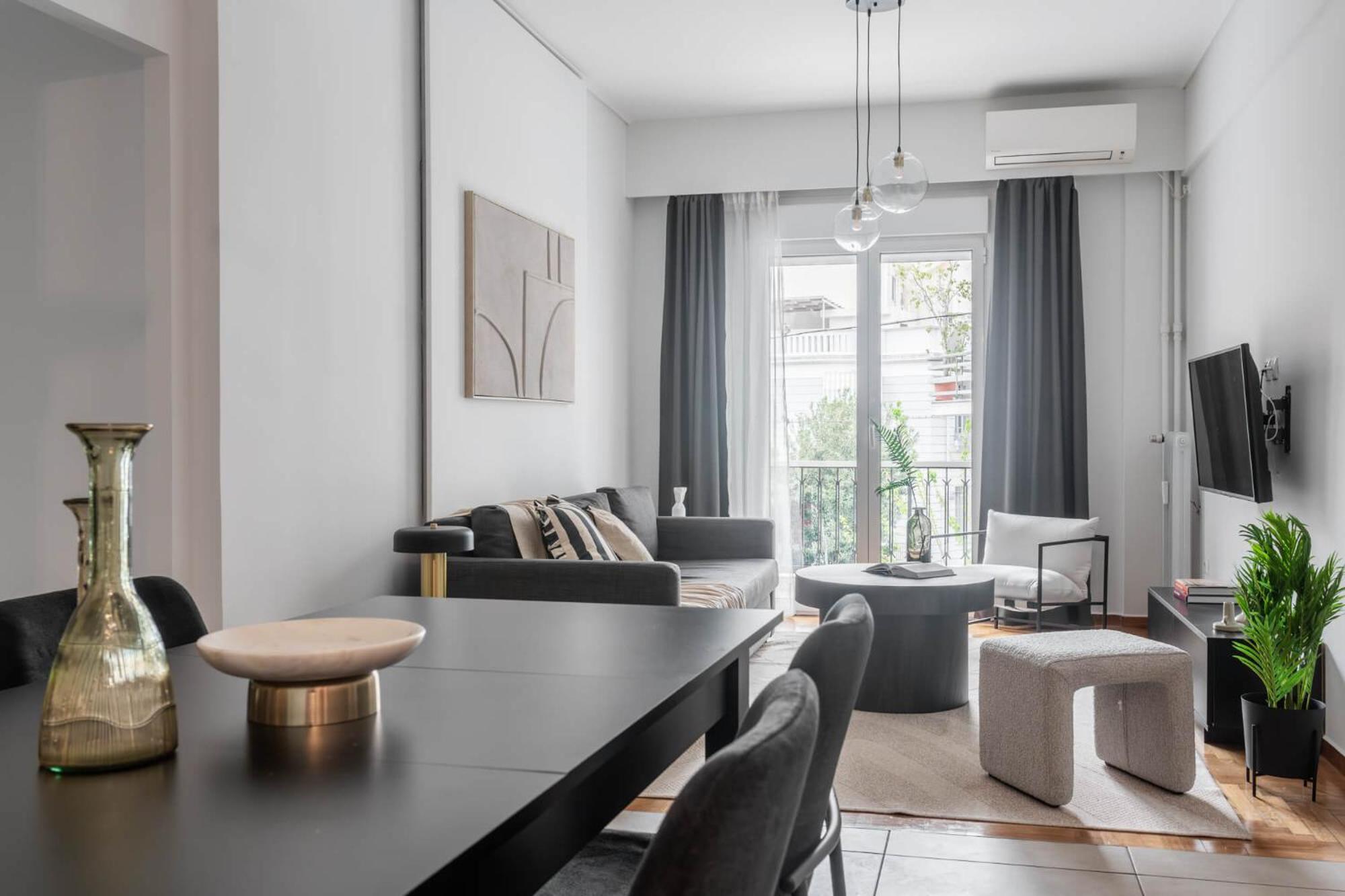 Charming & Comfy 2Bd Apartment In Acropolis Area By Upstreet Атина Екстериор снимка